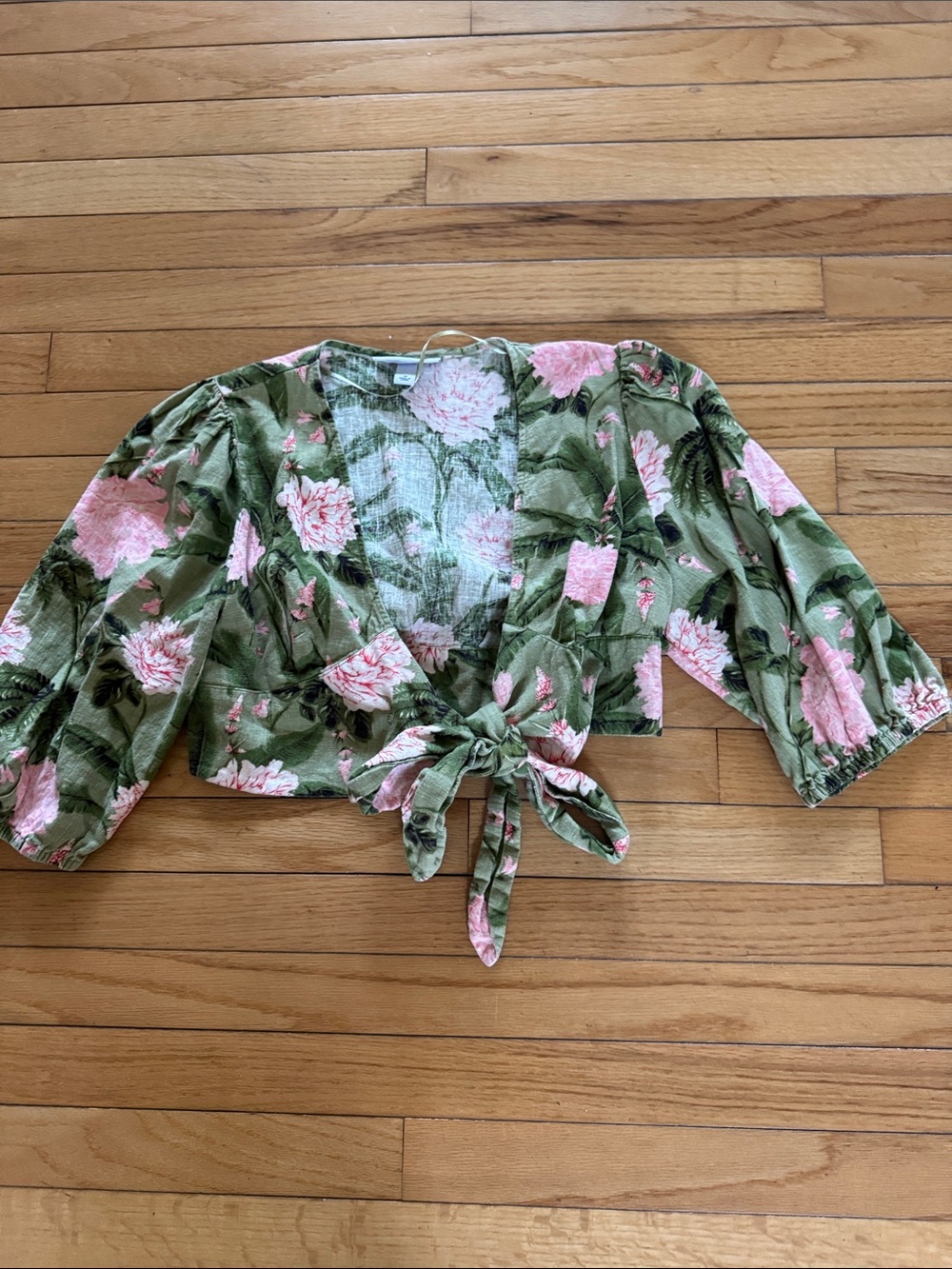 Floral Tie-Front Crop Top - Pink & Green size Medium
